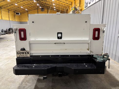 Used 2019 Ford F250 XL w/ Power Equipment Group image 8