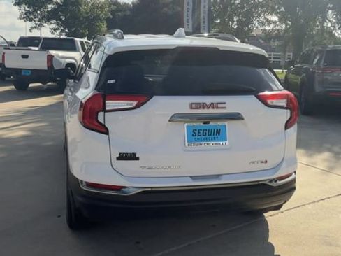 Used 2022 GMC Terrain AT4 w/ Infotainment Package II AWD/4WD image 7