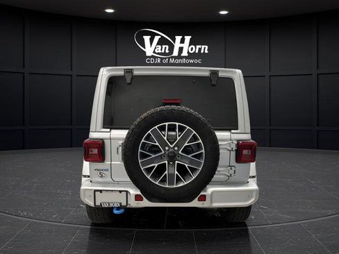 Used 2024 Jeep Wrangler High Altitude image 13