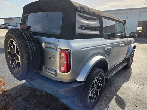 Used 2021 Ford Bronco Outer Banks AWD/4WD image 4