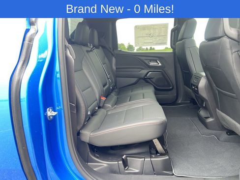 Used 2025 Chevrolet Silverado EV RST AWD/4WD image 28