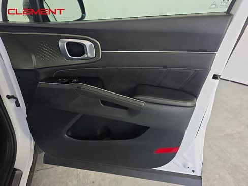 Used 2022 Kia Sorento SX image 32