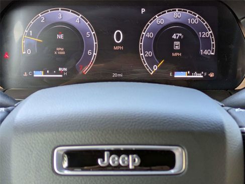 New 2026 Jeep Grand Cherokee L Limited w/ Limited Altitude Package AWD/4WD image 29
