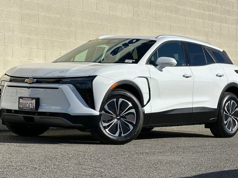 Used 2026 Chevrolet Blazer EV LT image 8