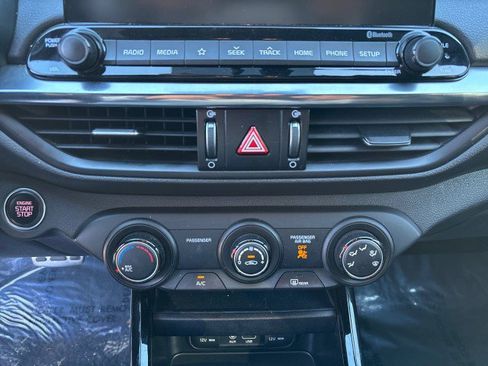 Used 2021 Kia Forte GT-Line image 18