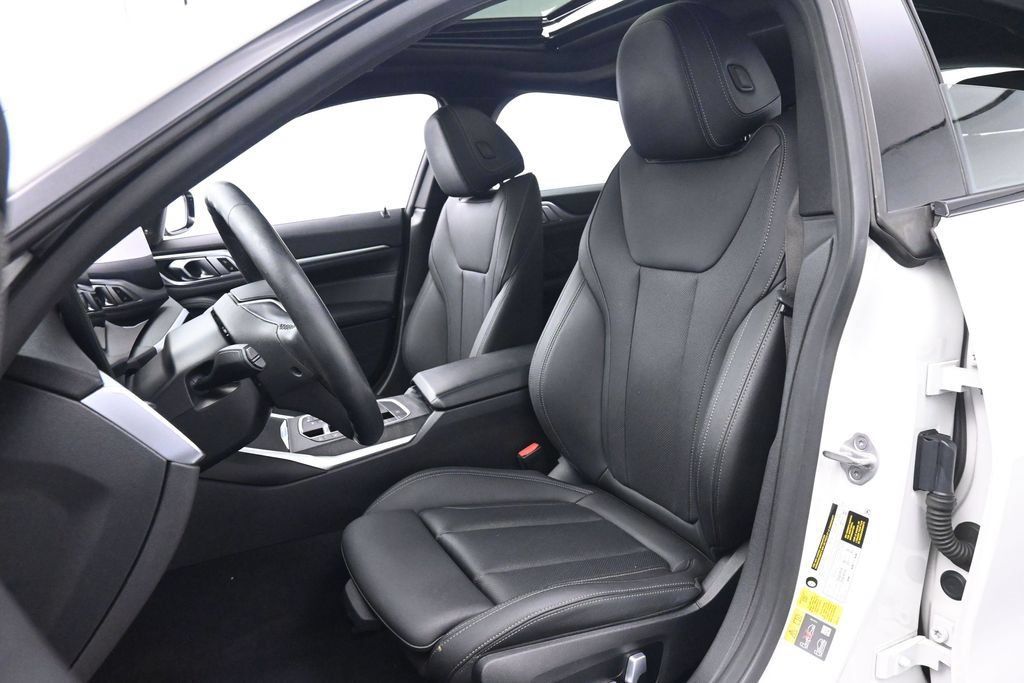 Used 2023 BMW i4 eDrive35 RWD image 12