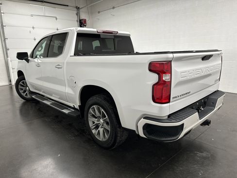 Used 2019 Chevrolet Silverado 1500 High Country w/ Z71 Off-Road Package image 10