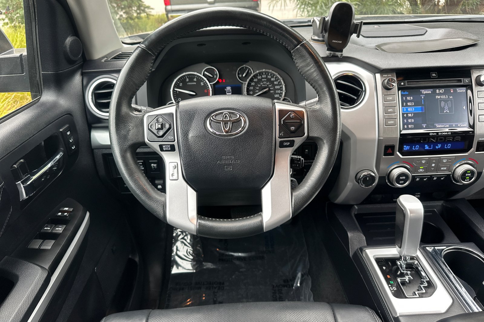 Used 2017 Toyota Tundra Platinum AWD/4WD image 16