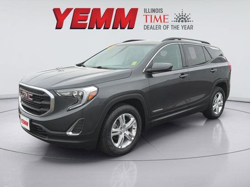 Used 2018 GMC Terrain SLE w/ Driver Convenience Package image 4