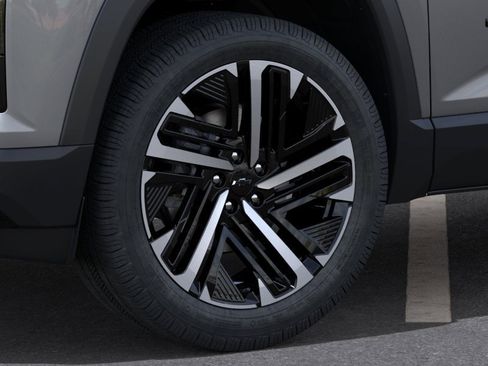 New 2026 Chevrolet Equinox RS w/ Convenience Package III FWD image 9