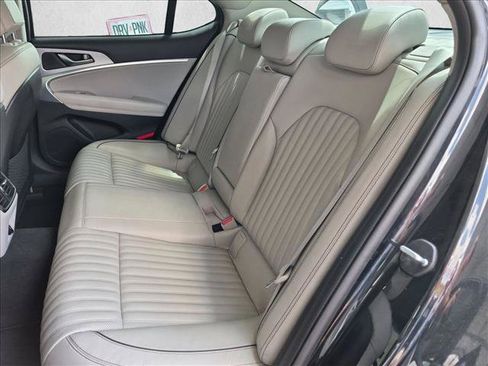 Used 2020 Genesis G70 3.3T RWD image 20