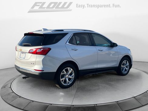 Used 2018 Chevrolet Equinox Premier image 9