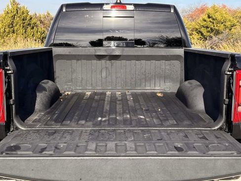 Used 2019 RAM 1500 Limited image 32