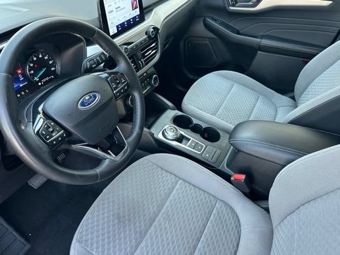 Certified 2022 Ford Escape SE w/ SE Sport Appearance Package AWD/4WD image 12