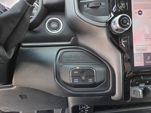 New 2026 RAM 2500 Tradesman AWD/4WD image 15