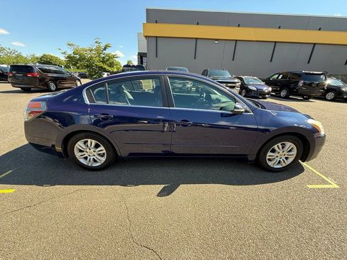 Used 2010 Nissan Altima 2.5 SL w/ SL Pkg FWD image 8