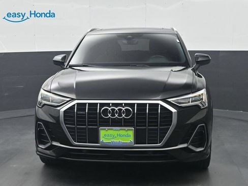 Used 2021 Audi Q3 2.0T Premium Plus AWD/4WD image 2