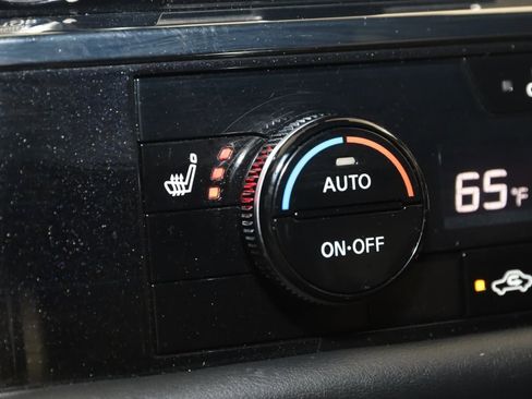 Used 2023 Nissan Pathfinder Rock Creek image 8