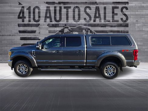Used 2017 Ford F250 Lariat w/ Lariat Value Package image 7