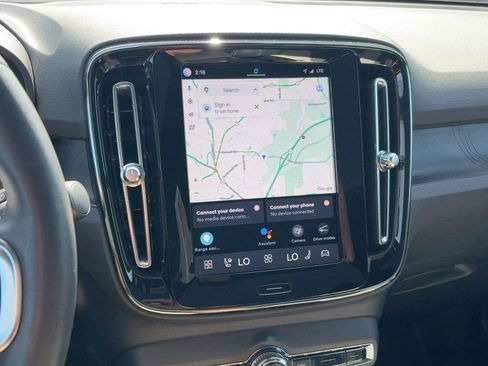 Certified 2023 Volvo C40 P8 Recharge Ultimate image 21