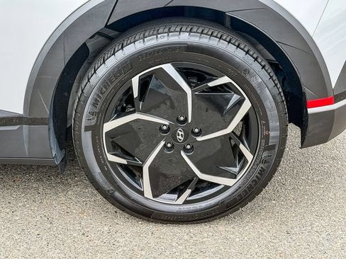 Certified 2024 Hyundai Ioniq 5 SEL RWD image 12