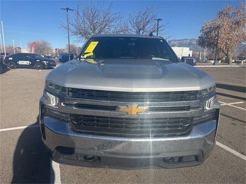 Used 2021 Chevrolet Silverado 1500 LT image 8