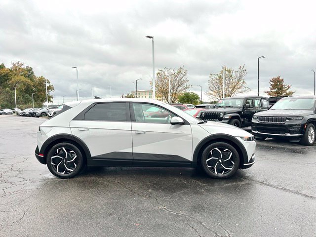 Used 2024 Hyundai Ioniq 5 SEL RWD image 13