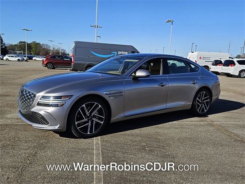 Used 2025 Genesis G80 2.5T Advanced image 3