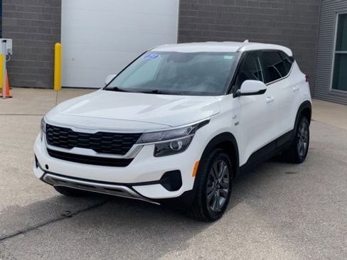 Used 2023 Kia Seltos LX image 5