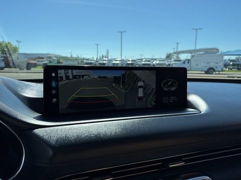 Used 2023 Genesis GV80 2.5T w/ Prestige 20" Package image 29