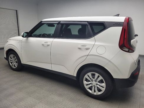 Used 2021 Kia Soul LX FWD image 3