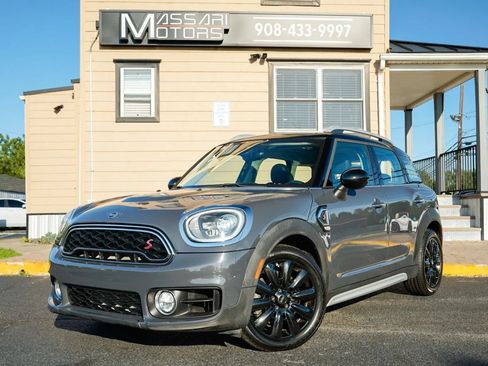 Used 2019 MINI Cooper Countryman S w/ Premium Package FWD image 1