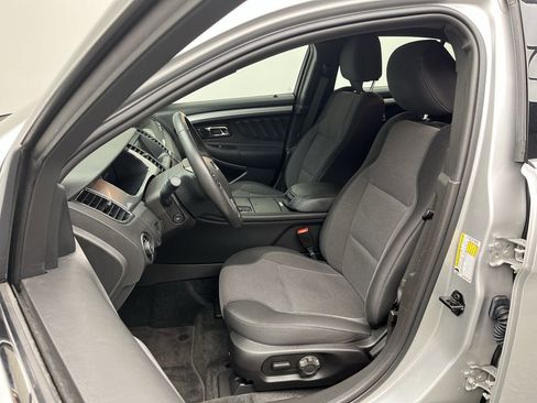 Used 2017 Ford Taurus SEL w/ Equipment Group 201A image 9