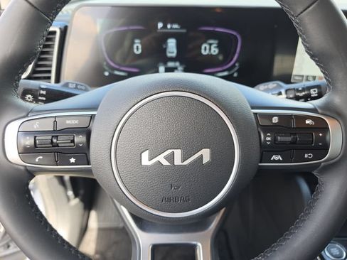 Used 2025 Kia Sportage EX FWD image 39