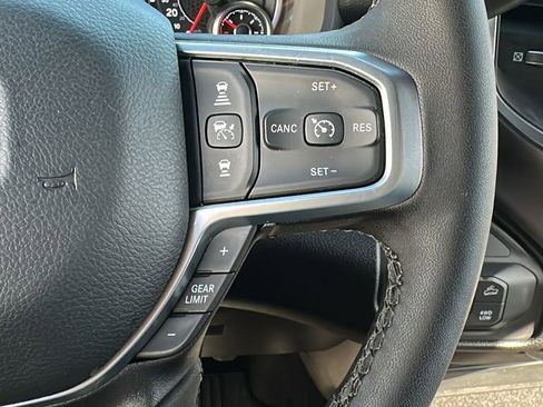Used 2025 RAM 2500 Big Horn AWD/4WD image 19