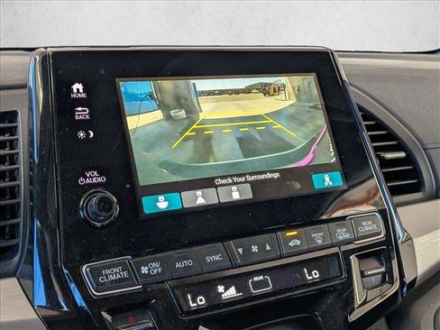 Used 2024 Honda Odyssey EX-L image 12