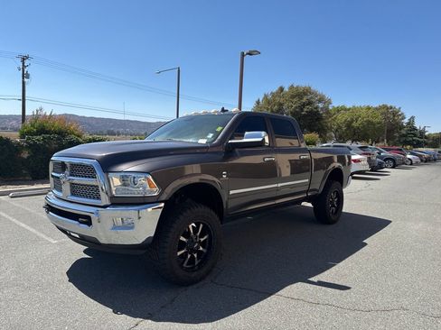 Used 2015 RAM 2500 Laramie AWD/4WD image 4