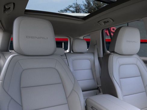 New 2026 GMC Terrain Denali w/ LPO, Black Badging Package image 24