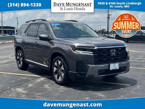 Certified 2026 Honda Pilot Touring image 1