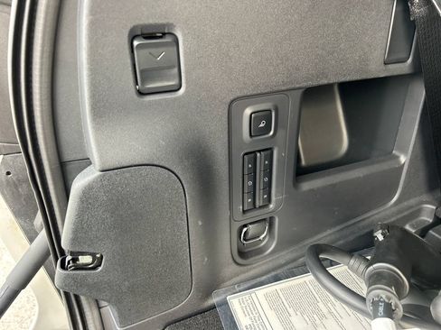 Used 2025 Lincoln Navigator Reserve AWD/4WD image 54