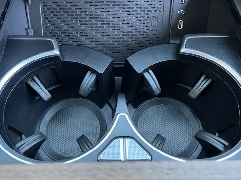 Certified 2024 Mercedes-Benz GLS 450 4MATIC image 44