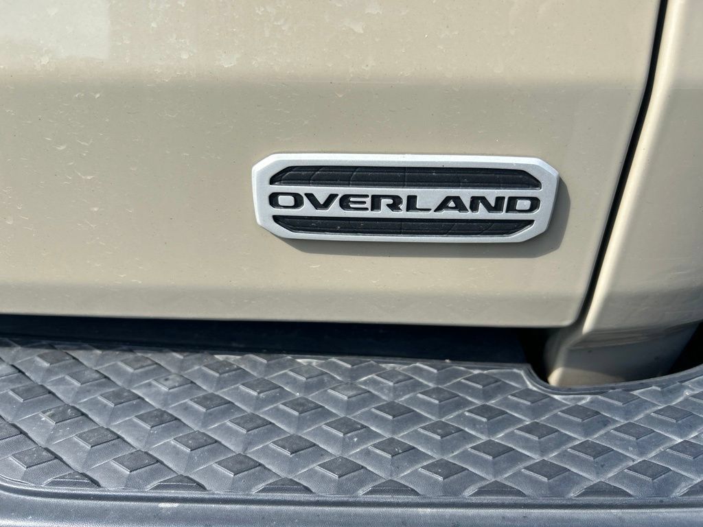 Used 2022 Jeep Gladiator Overland w/ Popular Equipment Package AWD/4WD image 7