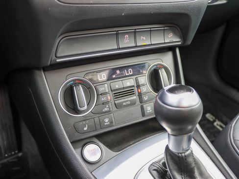 Used 2018 Audi Q3 2.0T Premium w/ Convenience Package image 48