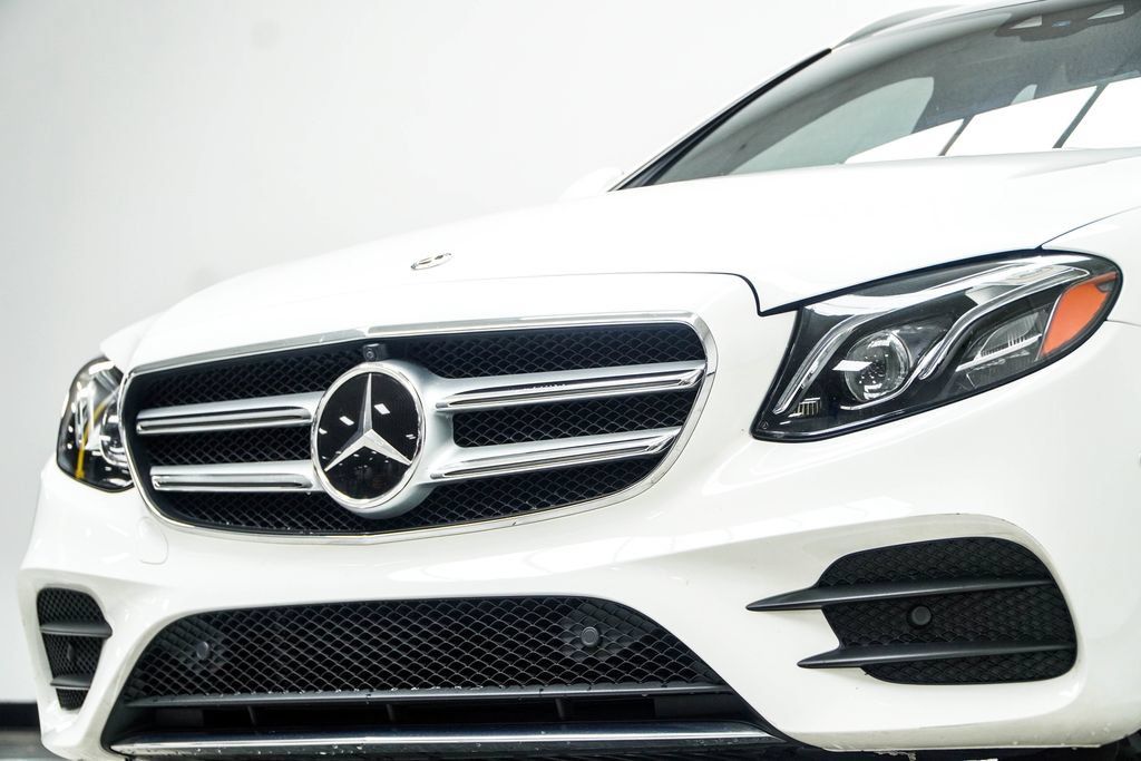 Used 2019 Mercedes-Benz E 450 4MATIC Wagon image 2