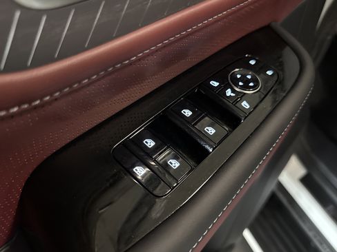 New 2026 INFINITI QX80 Autograph w/ Premium Cargo Package image 12