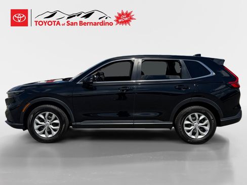 Used 2025 Honda CR-V LX image 2