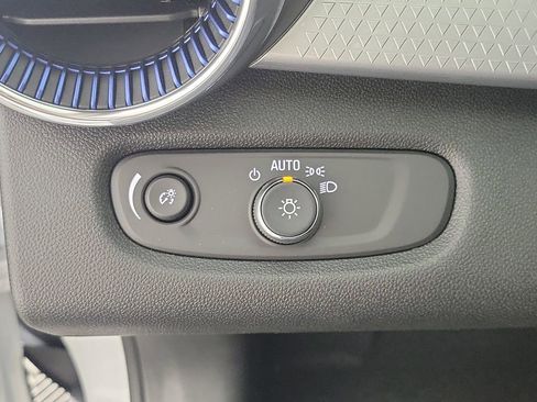 New 2026 Chevrolet Trax LT w/ Midnight Edition image 26