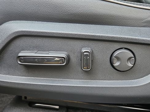 Used 2024 Honda Pilot Elite image 22