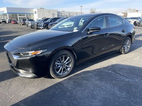 Used 2024 MAZDA MAZDA3 s image 3