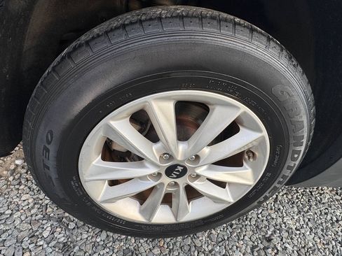 Used 2019 Kia Sorento AWD w/ LX Convenience Package image 26